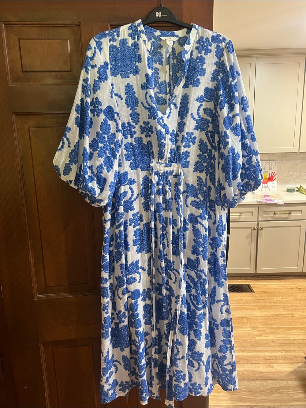 Blue and white caftan
